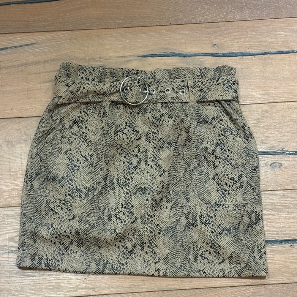 Haute Monde Beige Snake Print Mini Skirt